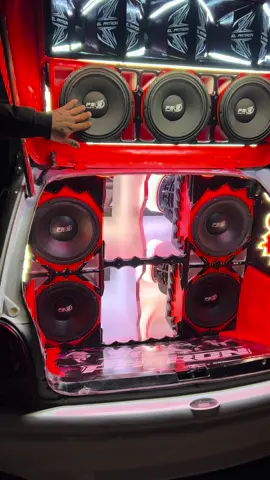 Agarrando forma con nuevos juguetes🎚️🎛️ @autosonidocaracassound  @rafaelectronics  @jons ruza  @Autosonido Infinity Chile 🇨🇱  #viraltiktok #Viral #audiocarbrqt2k21 #powersu #sonido 