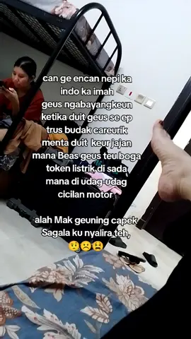 Batur mah balik teh ngabayangkeun ketemuan Jeung ayank,ieu mah karah kalieur  di bayangkeun teh rungkad bestie akh,🤦 #tkwarabsaudi🇸🇦🇲🇨 #salamanakrantau🙏🙏🕊️🇮🇩 #singlemom #captionsunda #fypシ゚viral 