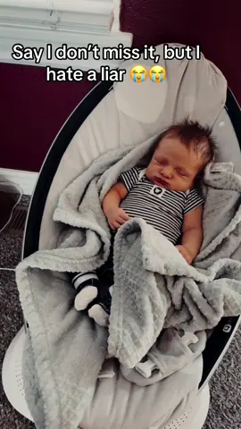 Where’s my tiny sloth? #mybaby #notmybabynow 