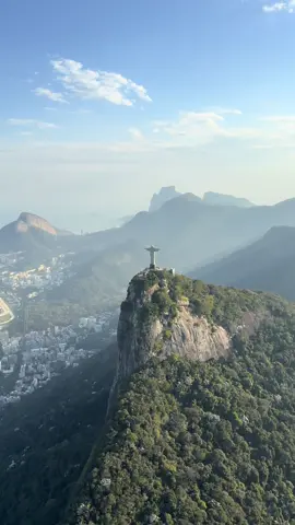 Así mi viaje a Brasil…      #brasil🇧🇷 #riodejaneiro #cristoredentor #pandeazucarbrasil🇧🇷 #aladelta 