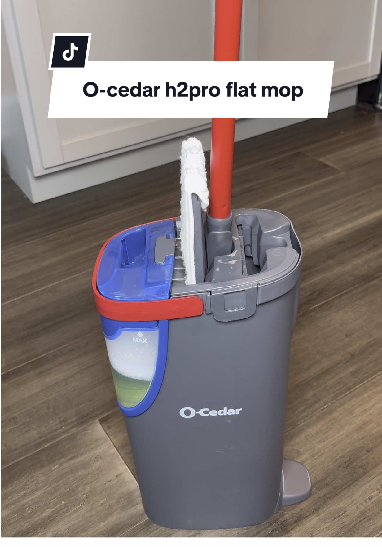 The only mop I can use in my hardwood without destroying them @O-Cedar #clean #CleanTok #cleaning #cleaningtiktok #mop #mopping #housecleaning #storytime #housebuild #sahm #mom #moms #ocedar #ocedarmop #cleanhouse #cleaninghacks #cleaningmotivation #dogsoftiktok #kidsoftiktok 