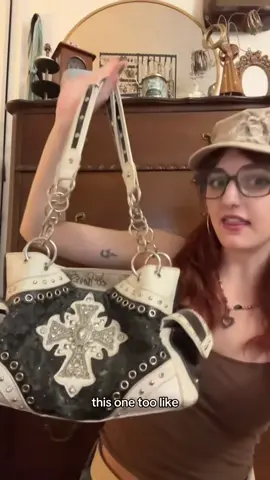 like PLEASE any tips or tricks #fashion #purse #fashiongirlies #dryrot 