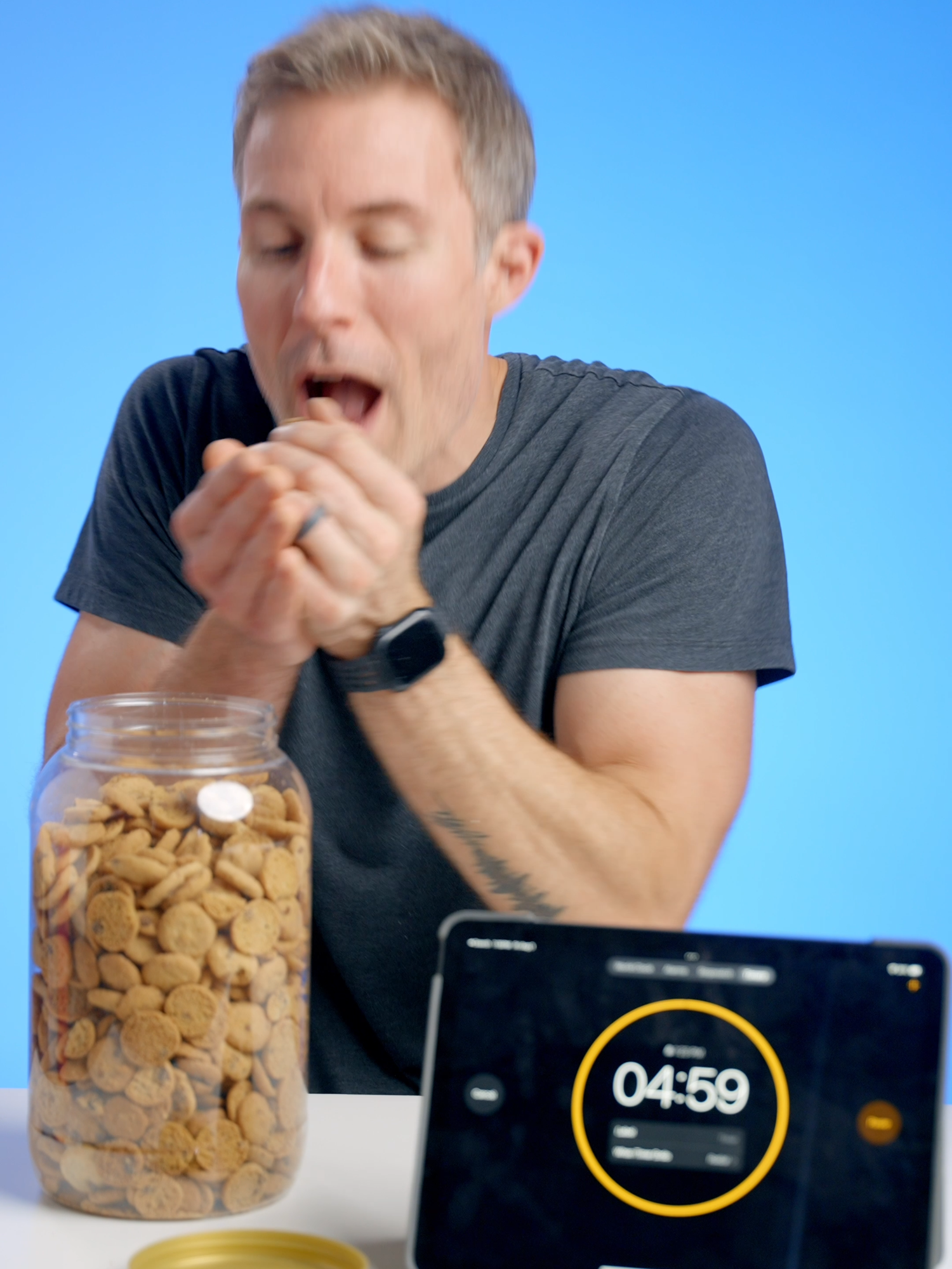 JOEY VS 1,000 COOKIES #shorts #ad #vat19 #curiouslyawesome #funny #game #cookies #foodchallenge