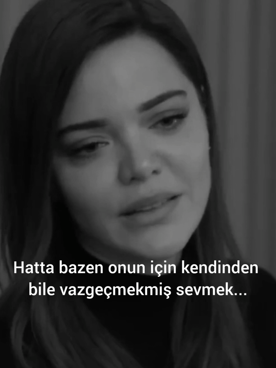 Birini sevmek; #yariningölgesii 