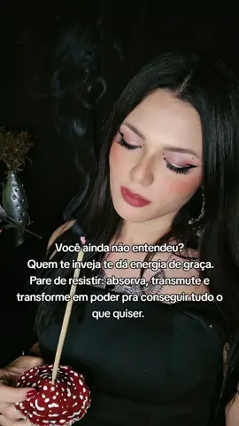 Energia gratuita? Transforme em poder 💥 #transmutação #psicomagia #mediunidade #espiritualidade #bruxasnotiktok 