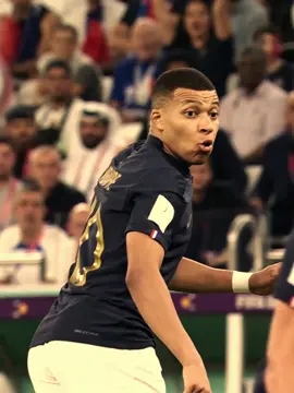 Montagem Bailalo 😍✨ #mbappe #football 