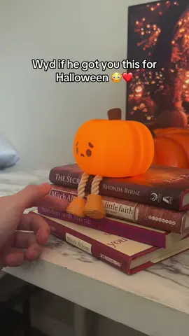 OMG it’s SO cute!! 🥰 #pumpkinpal #cutegifts #halloween #halloweendecor #fyp 