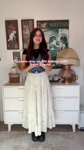 Picture day outfits (I’m 27 years old lol ) with @hottopicofficial #sponsoredbyht #htfxbacktoschool2025 