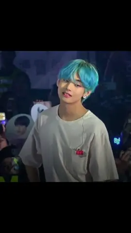 taehyung you so hot 👄  он прекрасный простооо #ilovebtsforever #bts_official_bighit #рекомендации #bts #fyp #💜 #тэхен #КИМТЭХЕН #kimtaehyung #taehyung #tae #taetae #tiger #🐅 #тэ #от1 #реки #my #husband #is #taehyung 