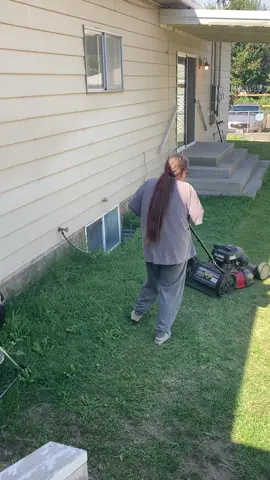 He’s mowing! What a great surprise! #famoustiktokdad #originalfamilyproductions #fyp #proudfather 