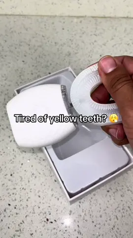 Ultrasonic toothbrush is here 🤩