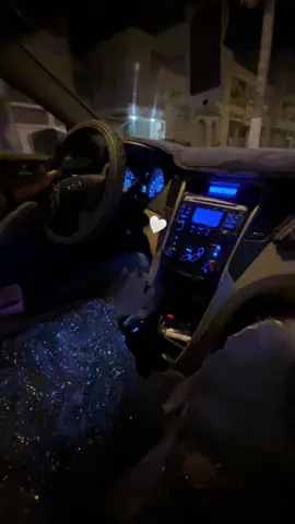 -العرب الاولى قالو: وين ما تلقى راحتك تربع واني نشهد بالله راحتي معاه 🤍💍 @ناصر الشريف 