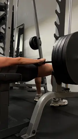 #GymTok #legday #glutes #hamstrings 