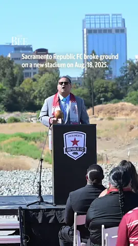 Sacramento Republic FC broke ground on a new stadium in the Railyards on Monday, Aug. 18. The 12,000 seat stadium, which is 12 years in the making, is being bankrolled by the team's new majority owners Wilton Rancheria, a Native American tribe with personal ties to the land the stadium is being built on. To read more, check out sacbee.com. ✍️: Chris Biderman 📷️: Hannah Ruhoff #news #sports #Soccer #republicfc #sacramento #california #wiltonrancheria #nativeamerican #business #stadium #development