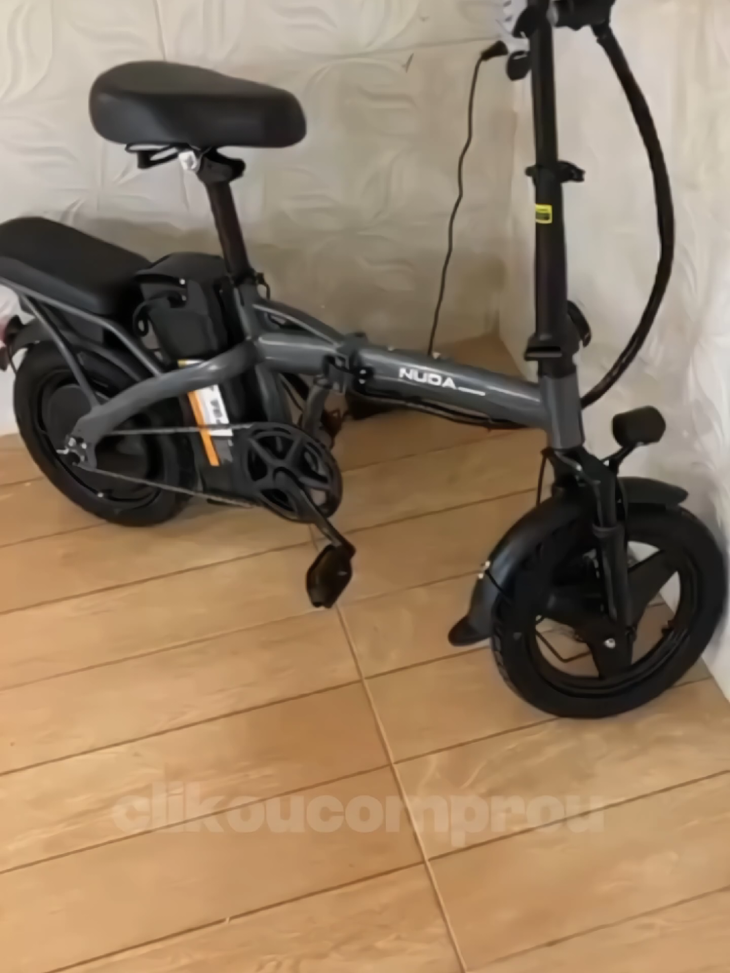 Bicicleta elétrica dobrável para adultos não precisa de CNH 