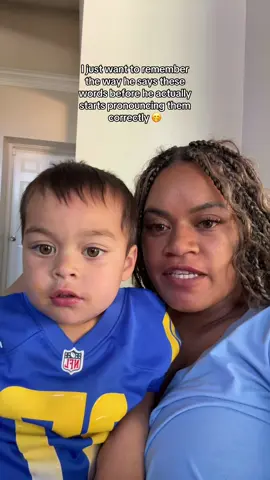 his toddler accent is my favorite 🥹💖  #momlife #toddlersoftiktok #greenscreen #fypシ #kaseshannon 