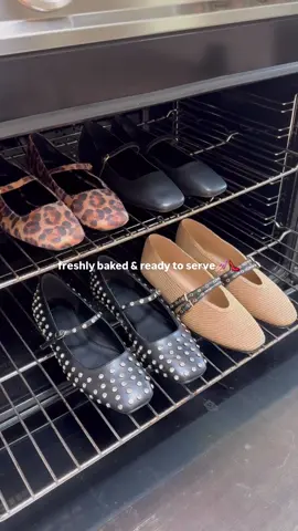 ⁠Hot out the oven 🔥⁠