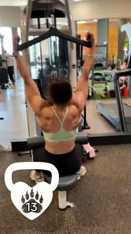 Dia de #espalda #pushups #fitmom 46 años #Fitness 🏋🏻‍♀️ #workout 5am 🌴