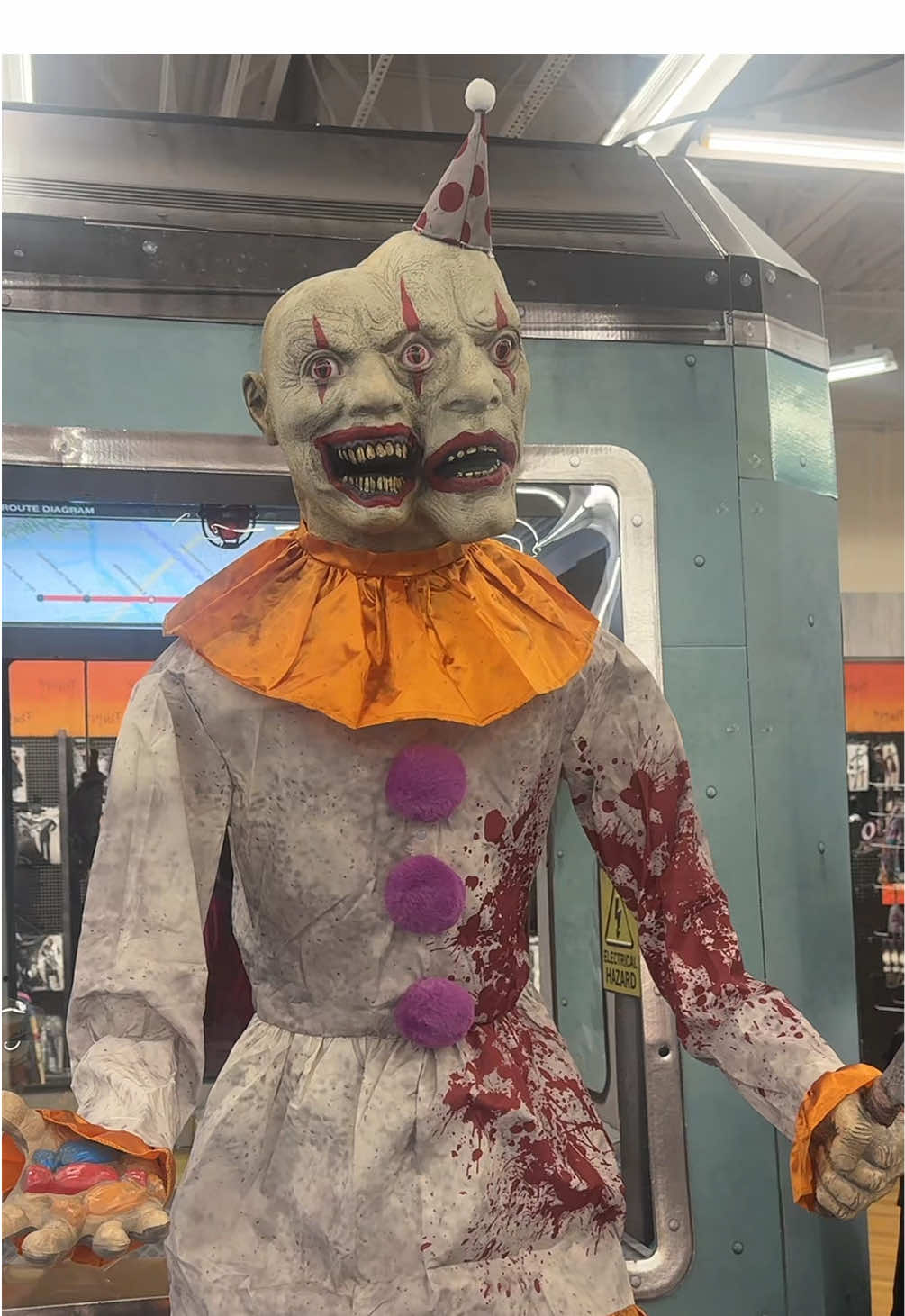 first trip of the season:) #spirithalloween #halloween #spooky #halloweencostume #arttheclown 