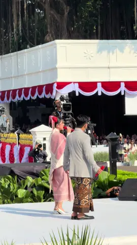 Isyana dan Cakra Khan #hutri80indonesia🇮🇩 #isyana #cakrakhan #upacara17agustus2025