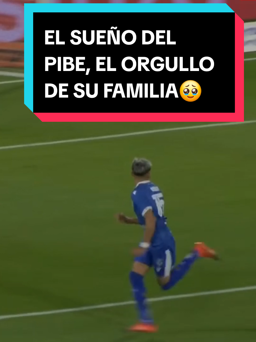 ¡EL ORGULLO DE LA FAMILIA! 👏🥹 Dilan #Godoy marcó un gol en su primera titularidad en #Vélez y toda su gente se emocionó ▶️ Mirá #ESPNFútbol1 en el Plan Premium de #DisneyPlus #TikTokDeportes 