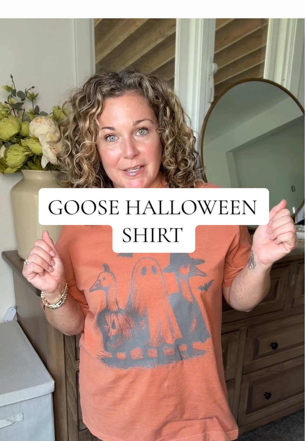 This goose Halloween tee is pure chaotic comfort. Oversized fit, festive, and way too funny not to wear on repeat. #halloweenshirt #halloween #fallfashion #halloweenlook #ComfortColors