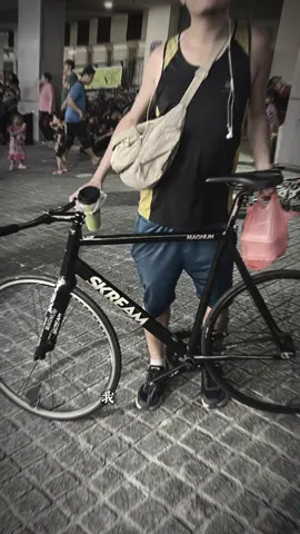 abang pro @. @chikenbalsak13 @Urfav🤧 @chameleon.slowkar @🎃  @tsunami_k1siao1 @slowest in north @caifan @Fishweapon #fixedgearphilippines #fixedgearsingapore #fixedgearmalaysia #fixedgearvietnam #fixedgearindonesia 