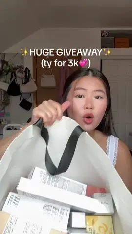 🎀INSTRUCTIONS🎀 1. FOLLOW MY TT AND INSTAGRAM @CONNAYBUNNAY (link in bio) ✨ 2. LIKE, FAVORITE, SHARE THIS VIDEO❤️ 3. TAG A FRIEND AND COMMENT YOUR FAV SKINCARE PRODUCT 🫂 THIS GIVEAWAY IS ONLY IN THE USA 🇺🇸  I WILL PICK A WINNER IN TWO WEEKSSS🥰 #beautygiveaway #koreanskincare #kbeauty #giveaway #smallcreator 