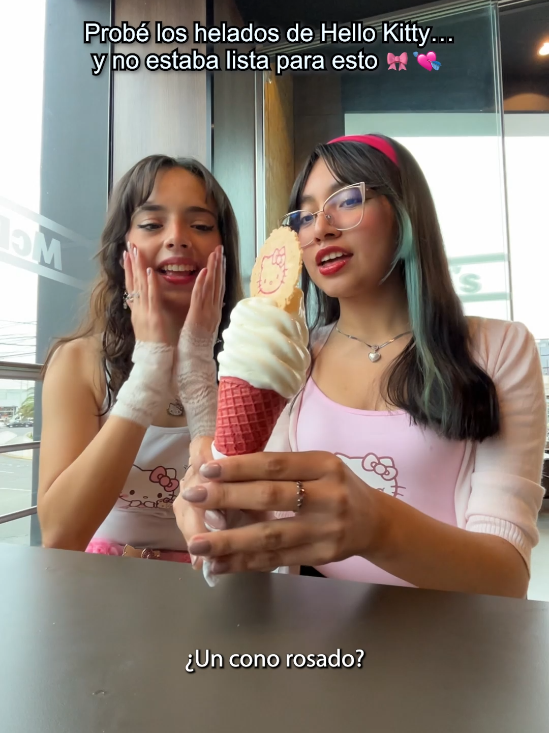 La verdad, todo está riquísimo y súper cute 😍🎀 #hellokitty #hellokittymcdonalds #kitty #mcdonalds #novias #helados
