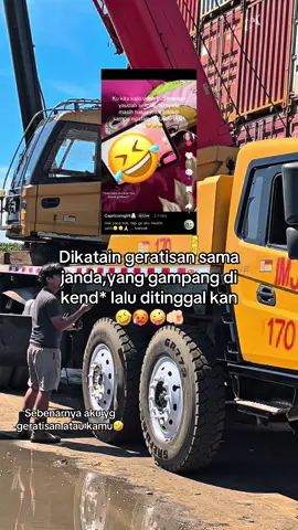 Suda di kata”in di jelek” in masi  mau tinggal serumah baru di cuk1,gratis lagi 🤣🤣🤣 @𝕮𝖆𝖑𝖑𝖚☠🚀 @Tommy⚡ @rekal🚀 bagai mana ini om siap di sini geratisan saya atau dia🤣🫵🏻