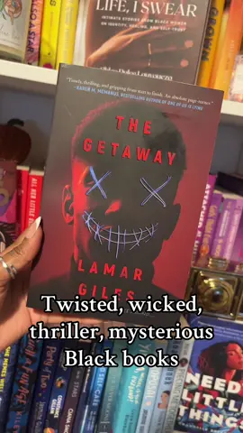 Spooky season is coming soon #thrillerbooks #mysterybooks #scarybooks #booktoker 