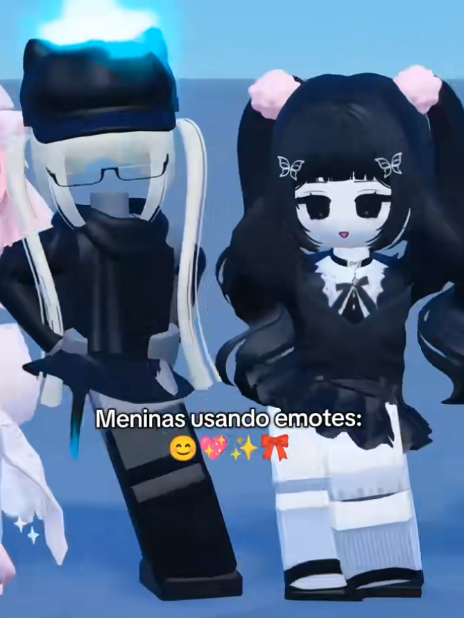 kkkkk a diferença  ib:me  #roblox #robloxx #robloxgames #robloxtiktok #robloxmemes 