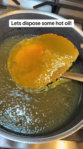 Ive been using this for over a year if not 2!!!! Because its soooooooo much easier to dispose of old oil! And it cools down QUICK with this @FryAway !! Yall tried this yet? #fryaway #oldoil #disposeofcookingoil #gottago #kimmyskreations 