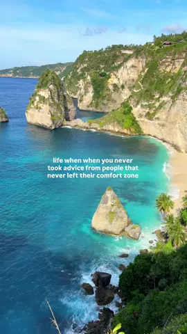 growth happens when you leave your comfort zone #diamondbeach #nusapenida #nusapenidabali #balitravel #diamondbeachnusapenida 