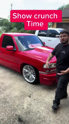 Crunch time 😮‍💨 . . . #gomilona #houstondroppedtrucks #ozielthisyou #gmcsierra #projecttruck 