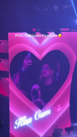 2/3 kisses 💞  #fyp #kaliuchis #concert #goldenones #sacramento #kisscam #kali #telepatia 