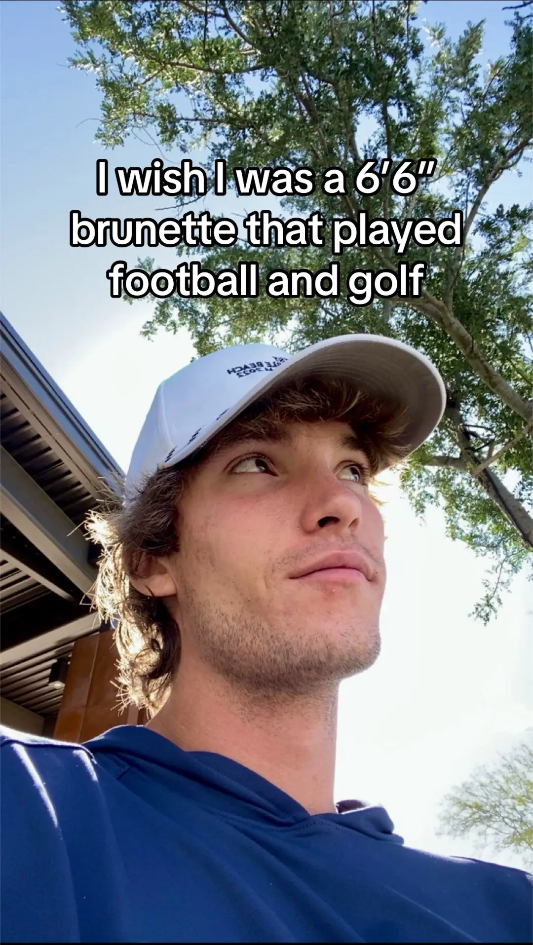 I know that guy 🤔 #golf #golfer #football #footballplayer #athlete 