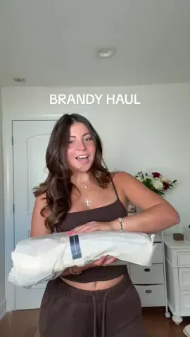 absolutely love these pieces @Brandy Melville #brandymelville #brandymelvillehaul #haul #navy #fallfashion 