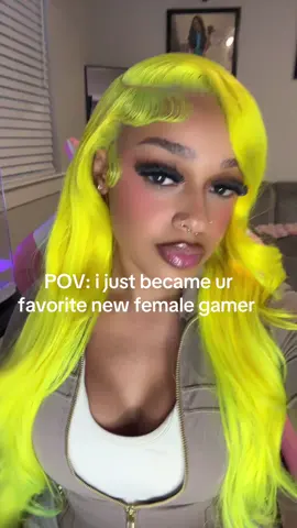 Add me on Twitch: therealtishh #tish #viral #GamerGirl 