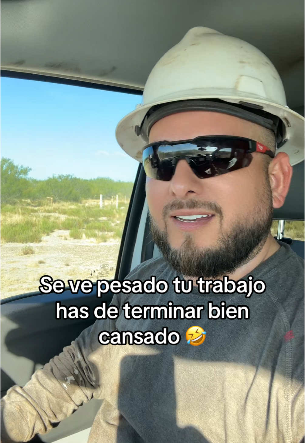Bien cansado salgo 😒🤣 #rgv #odessatx #oilfield #laredo #zapata #contentcreator #rgvblogger #rgvlife #riograndevalley #sandiego #harlingentx #956valley #956valley🌴🌴🌴❤️🇲🇽🤘🏻 #fyp #parati #work 
