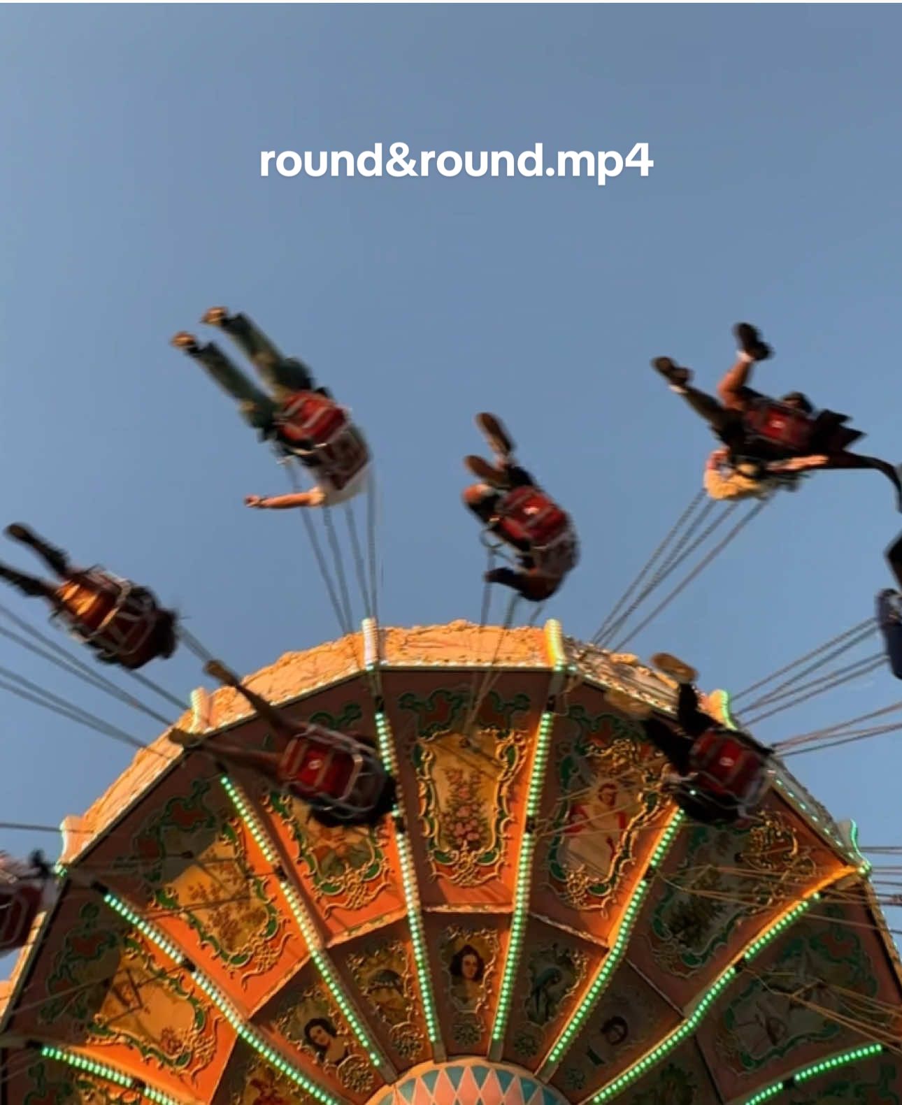 round&round.mp4 - some fragments from my camera roll this summer + spring. Feels good to slow down. #artist #cameraroll 