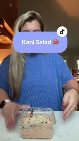 Kani Salads have me in a chokehold right now 🤤 #whatsfordinner #makedinnerwithme #kanisalad #fyp #momlife 