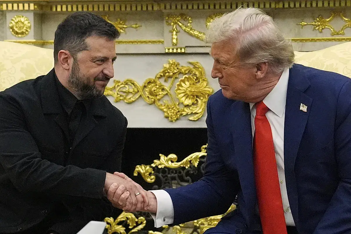 #ULTIMAHORA Principales conclusiones de la reunión de Trump y Zelenskyy, conversaciones cruciales con líderes europeos https://caigaquiencaiga.net/ultimahora-principales-conclusiones-de-la-reunion-de-trump-y-zelenskyy-conversaciones-cruciales-con-lideres-europeos/?utm_source=Tiktok&utm_medium=social&utm_campaign=fedica-Juicio-a-la-Noticia a través de @cqc44 @critica24