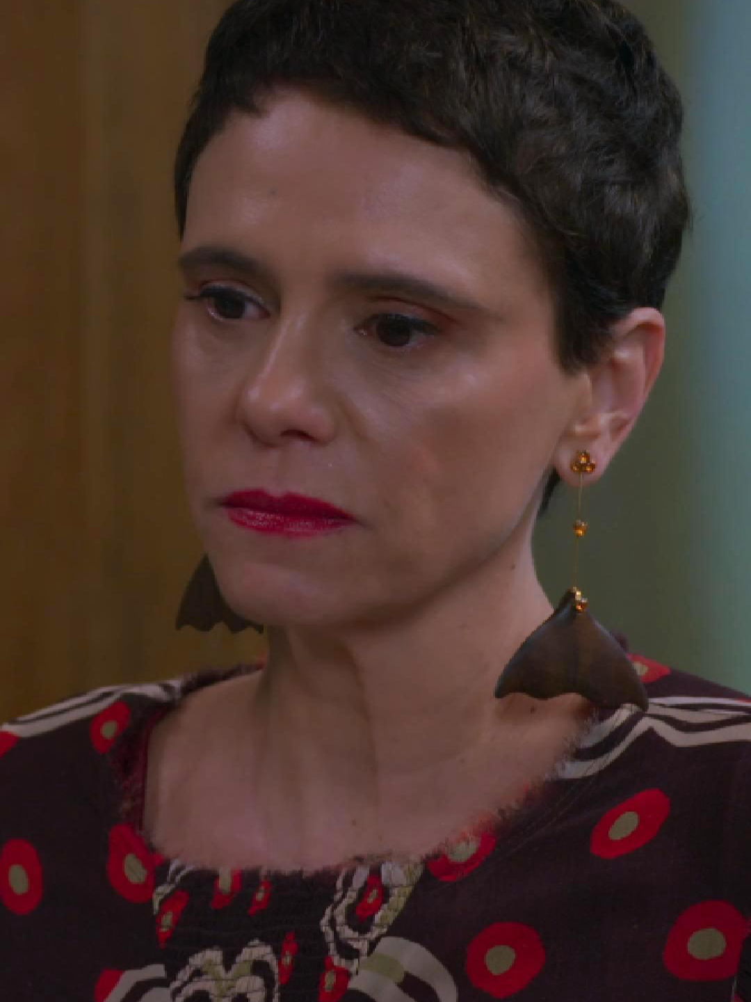 CELINAAA 🚨 Já mandou o recado: se Fátima não contar a verdade pro Afonso, ela mesma conta 👏 #ValeTudo #Novelas #TVGlobo