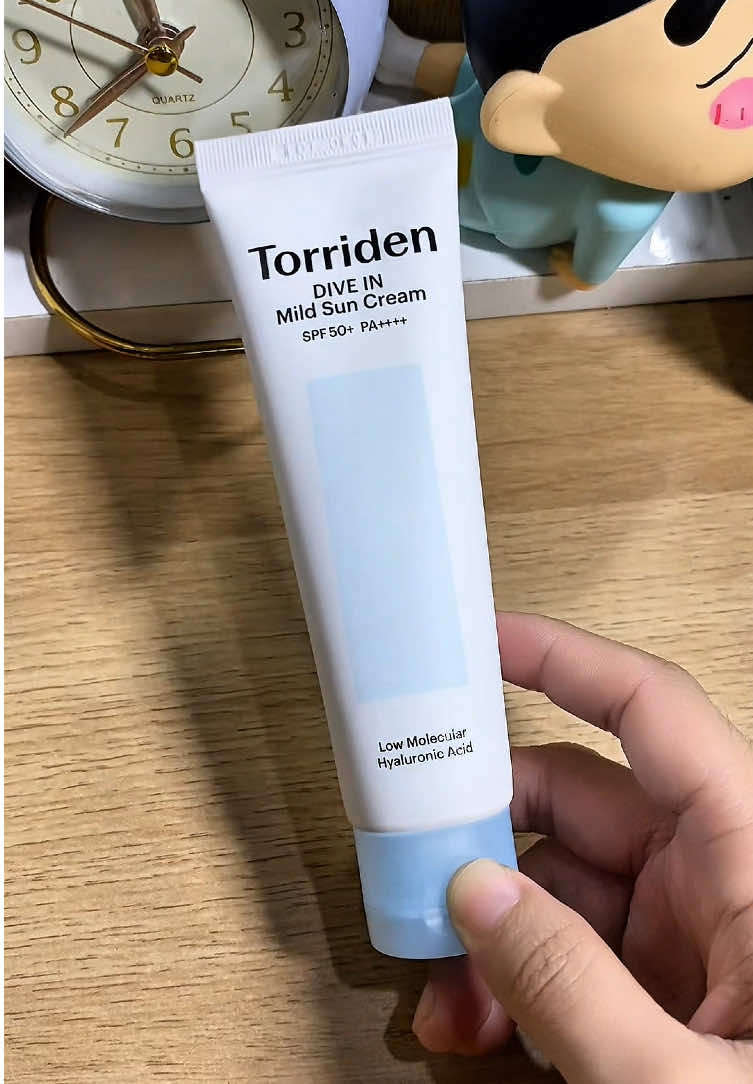 KCN Torriden dùng siêu mê, nâng tông đẹp, không bết rít, nhờn dính tươi tắn cả ngày 😝 #xuhuongtiktok #xuhuong #kcn #torriden #kemchongnang 