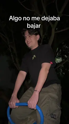 El brazo de la que levantó el celular 💀 #humor #fyp #golem #clashroyale 