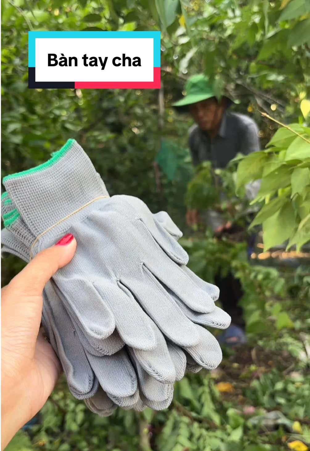 Nhà có cha hoặc chồng làm ruộng , làm vườn, công trình, cơ khí hoặc làm công việc nặng là đúng bài luôn#baotaylaodong #gangtaylaodong  @Em bé tháng tư nè  @Em bé tháng tư nè  @Em bé tháng tư nè 