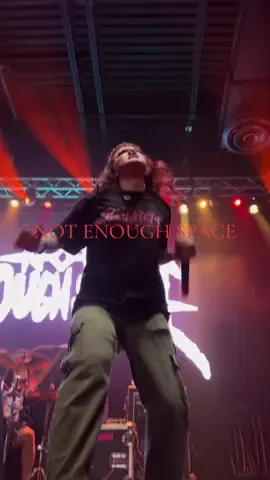 a year ago today i took this video 🤌🏼 frothing at the mouth for the album debut #notenoughspace #metalcore #moancore #breakdowns #dontbescared @Not Enough Space @Metalcoreliv 