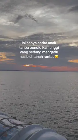 Idii’kesii🥲#katakata #galaubrutal #storybugis #lewarberanda #fypdongggggggg 