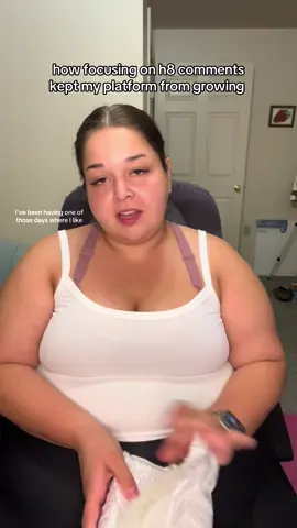 Open some packages and yap with me about posting yourself online and the backlash that comes with it. One girl straight up commented she doesn’t understand how I’m not too ashamed of myself to post online and lowkey it just made me sad for her. I worry about the younger folk a lot. #plussizecreator #creatortips 